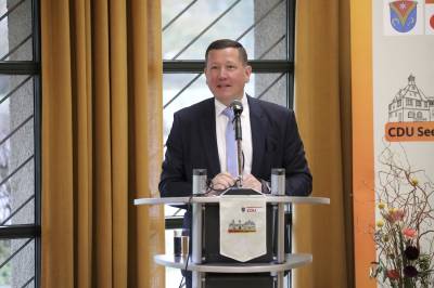 B�rgermeister Alexander Kreissl sprach ein Gru�wort wobei er versicherte f�r eine zweite Amstzeit anzutreten.