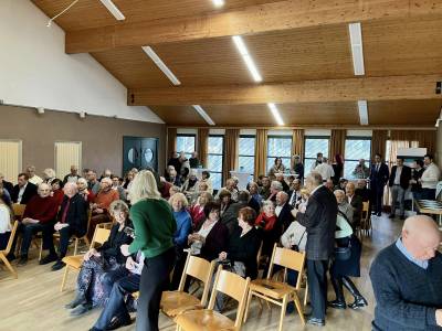 Zu der Veranstaltung waren �ber 100 G�ste der Einladung der Ortspartei gefolgt.