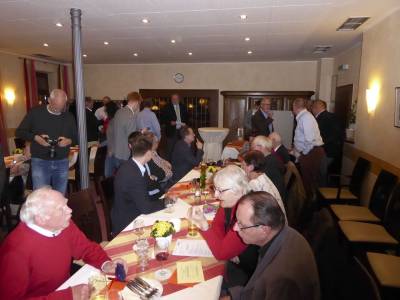 Nach umf�nglicher Fragerunde und Aussprache folgte die geheime Wahl.