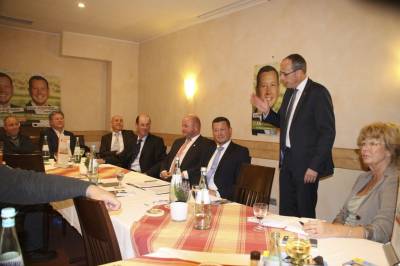 Innenminsister Peter Beuth berichtete �ber die Ziele der hessischen Landesregierung Polizei und Sicherheitskr�fte weiter zu verst�rken.