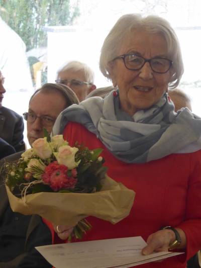 F�r 30 Jahre Mitgliedschaft geehrt wurden Rosi Tien, ..