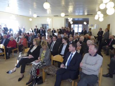 Als Gastrednerin war Justizministerin Eva K�hne-H�rmann gekommen.