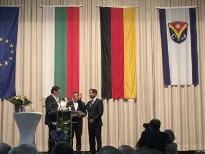 Alexander Kreissl leistete den Diensteid gem�� der Hessischen Verfassung.