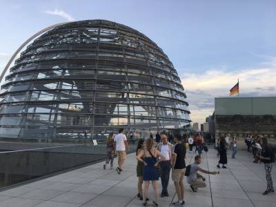 Nach dem Abendessen konnten wir noch zur Kuppel im Reichstagsgeb�ude. Eines der attraktivsten touristischen Ziele in Berlin.